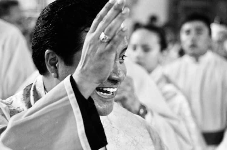 Bìa truyện Câu Chuyện Của Một Người Con Và Cha Xứ